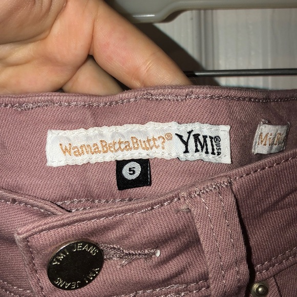 Mid-rise Jeans - Picture 2 of 3